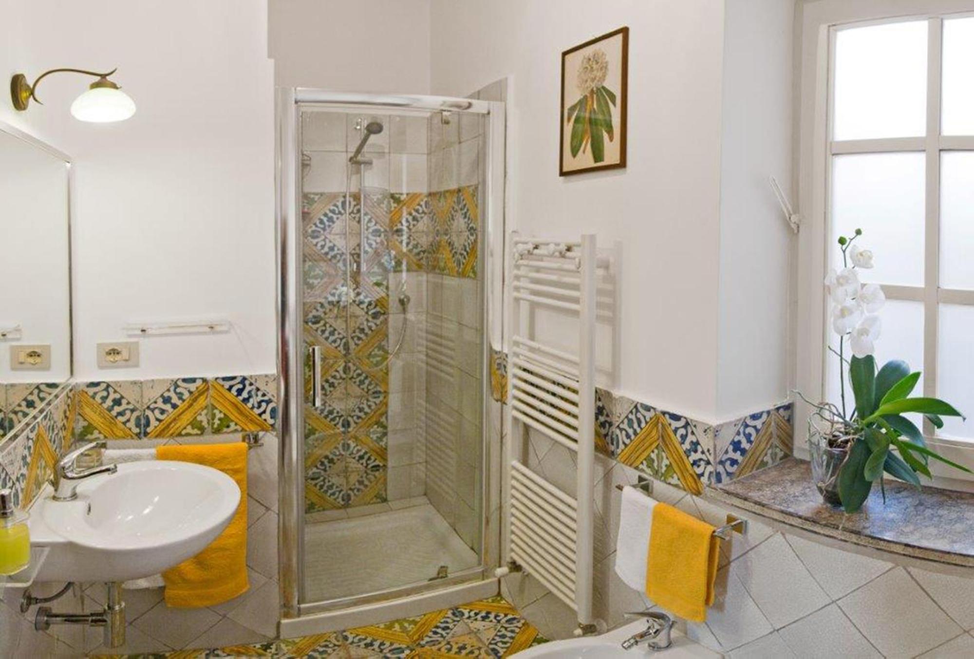 몬델로 Il Glicine Sul Golfo B&B 객실 사진